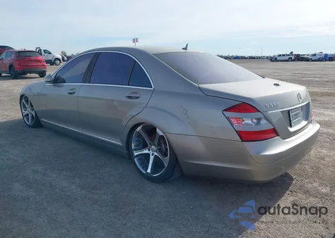 2007 Mercedes-Benz S 550 из США, поврежденный, VIN WDDNG71X57A039117